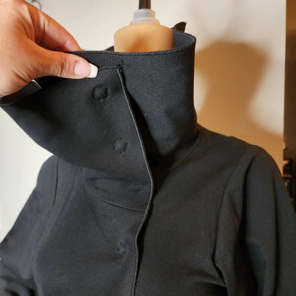 Theory ponte attached waist tie button up jacket - Picture 4 of 17